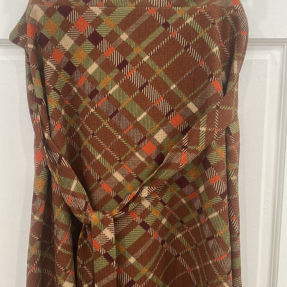 Soho Apparel Women's geometric Orange midi high low Skirt plus size 3X